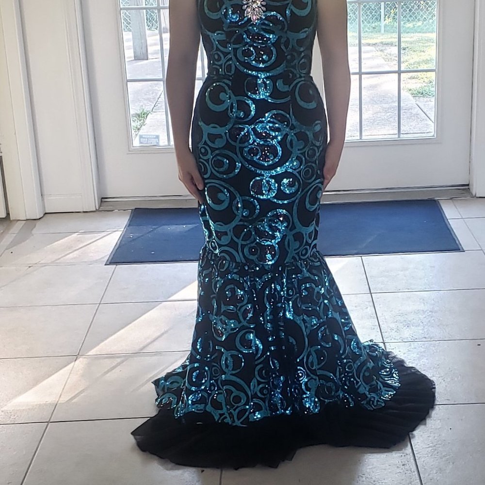 Black & Blue Mori Lee size 7/8